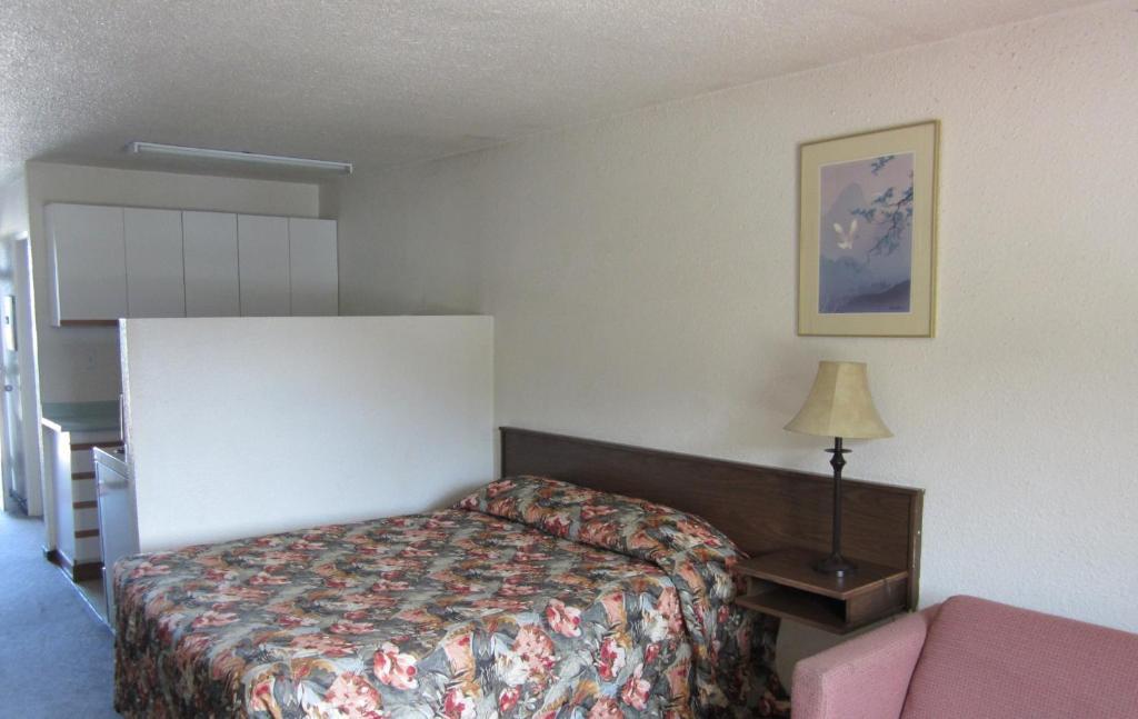 Brothers Inn Motel Prince George Szoba fotó